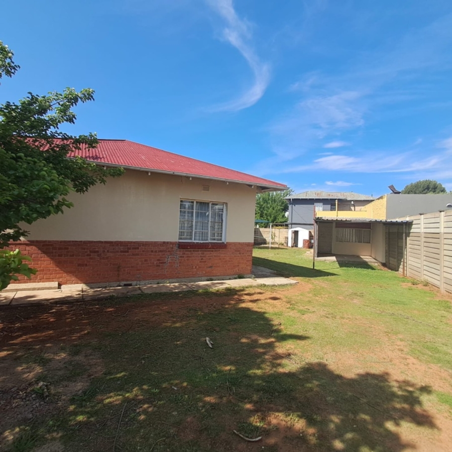 To Let 3 Bedroom Property for Rent in Wilgehof Free State